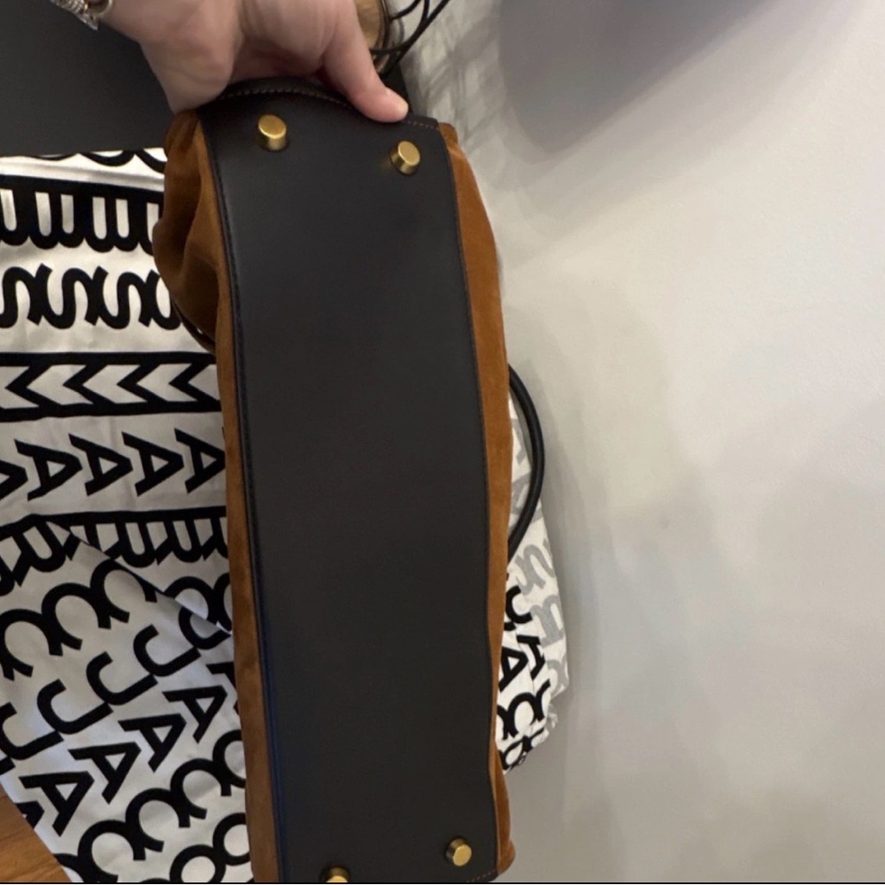 Marc Jacobs Brown Suede Dakota  Satchel Belt-Detail Shoulder Bag Black Handles - Picture 2 of 9